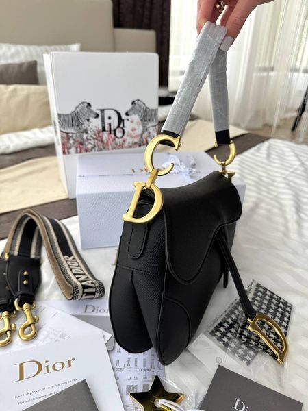 Модель в стилі  Dior Saddle Black Texture 25см P6071 фото