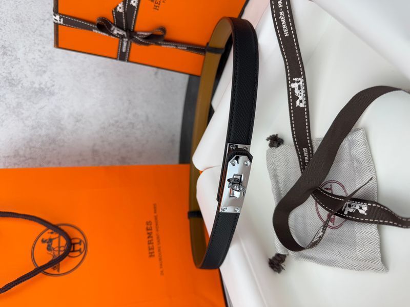 Модель в стилі Hermes Black Silver R0024 фото
