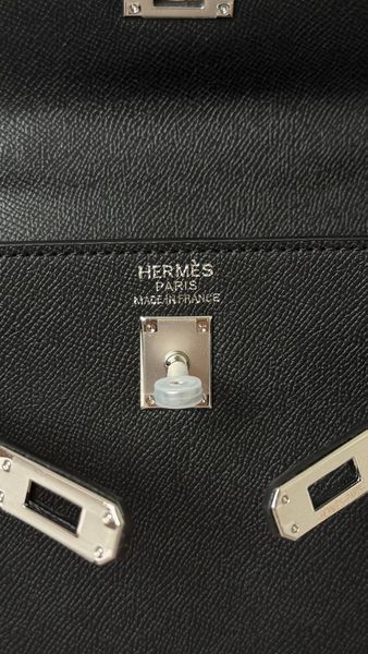 Модель в стилі Hermes Kelly 22 Black Silver 145-2 фото