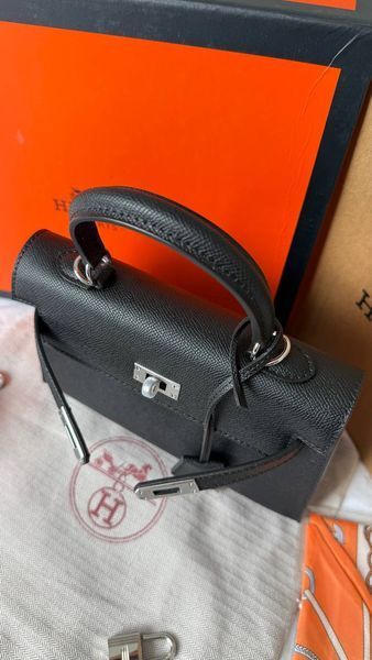 Модель в стилі Hermes Kelly 22 Black Silver 145-2 фото