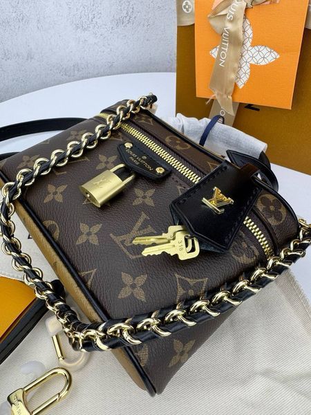 Модель в стилі Louis Vuitton Vanity PM Brown 19 см 	P1032 фото