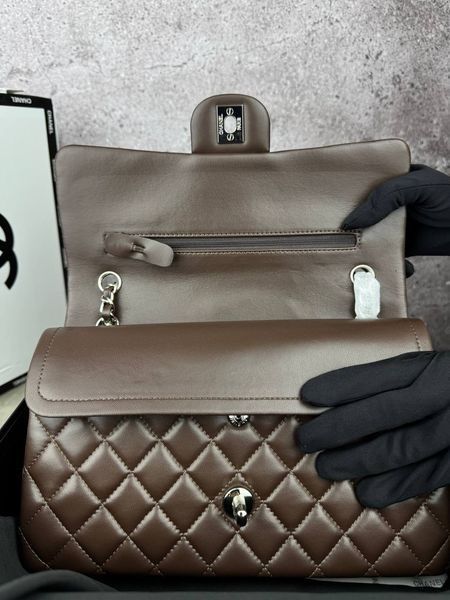 Модель в стилі Chanel Chocolate Silver 25 см P10052 фото