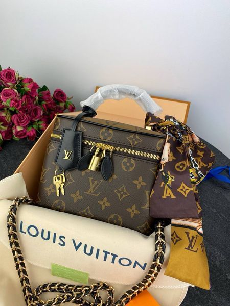 Модель в стилі Louis Vuitton Vanity PM Brown 17 см 	P1012 фото